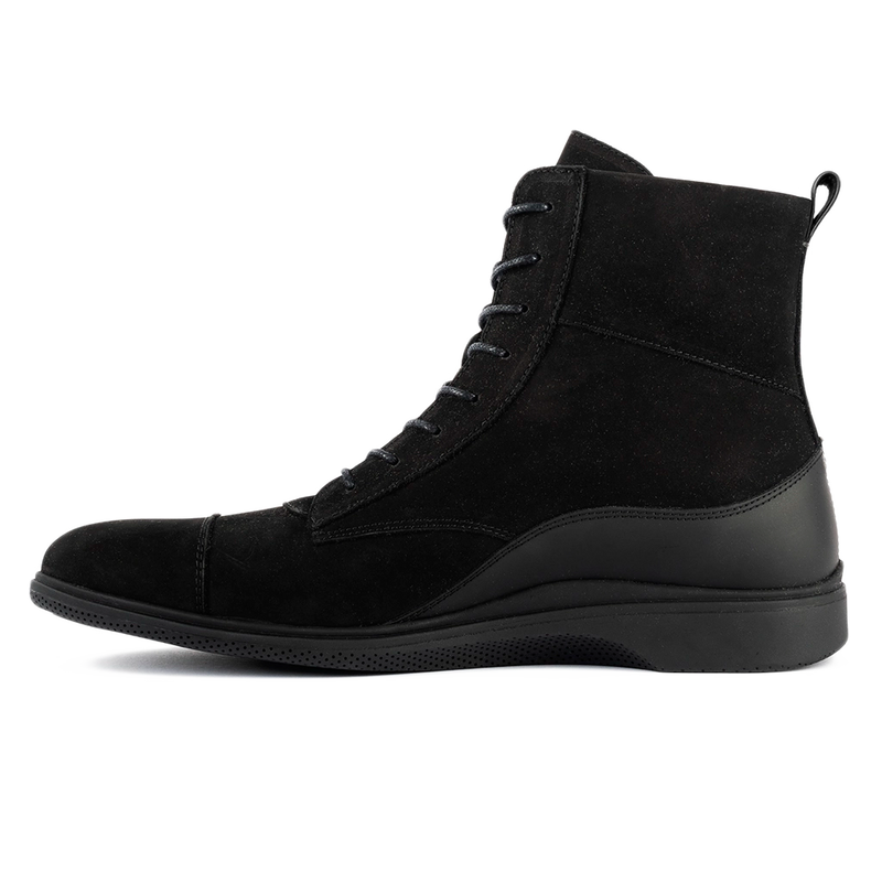 The Boot (Midnight)